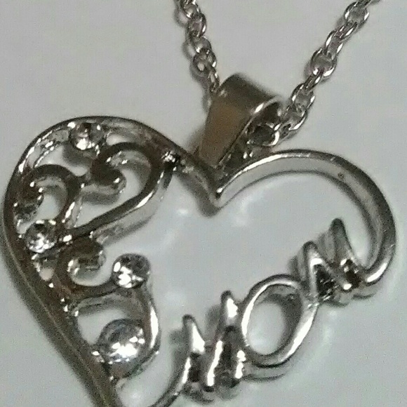 Hot Elegant Mother's Crystal Silver Heart Necklace - Picture 5 of 5